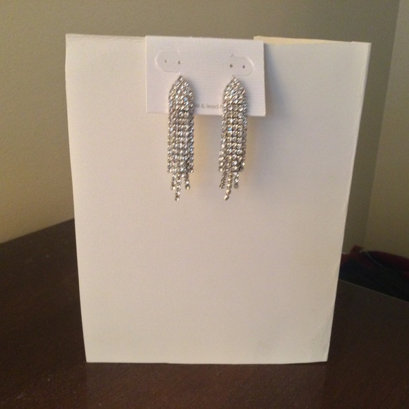Christmas and New Years Glam Earrings - Picture 1 of 1